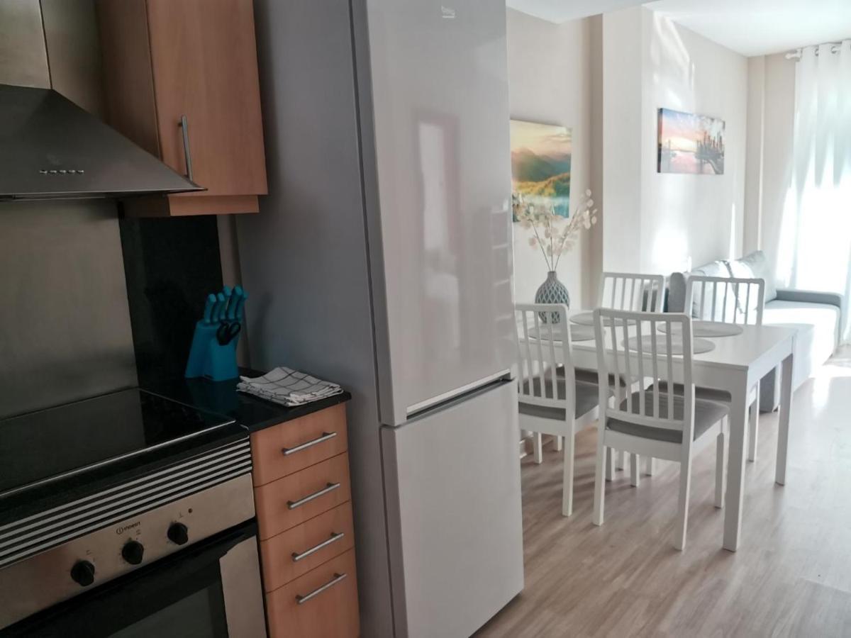 Apartment Near The Sea In บลาเนส ภายนอก รูปภาพ